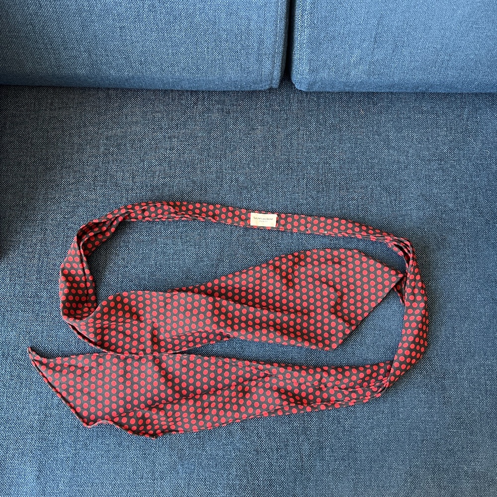 Foulard Saint Laurent